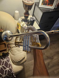 Bach trumpet LT180S-72