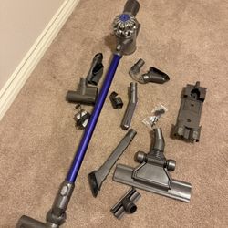 Dyson Stick Vac w/Accessories