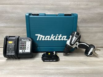 Makita LXFD01 18V LXT Cordless Drill Driver With Battery And Charger (PO1023400)