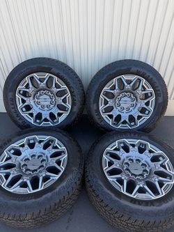 Hummer EV HEV Factory Wheels Tires