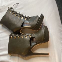 Heel Booties