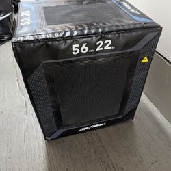Life Fitness Tri Poly Soft Plyo Box 