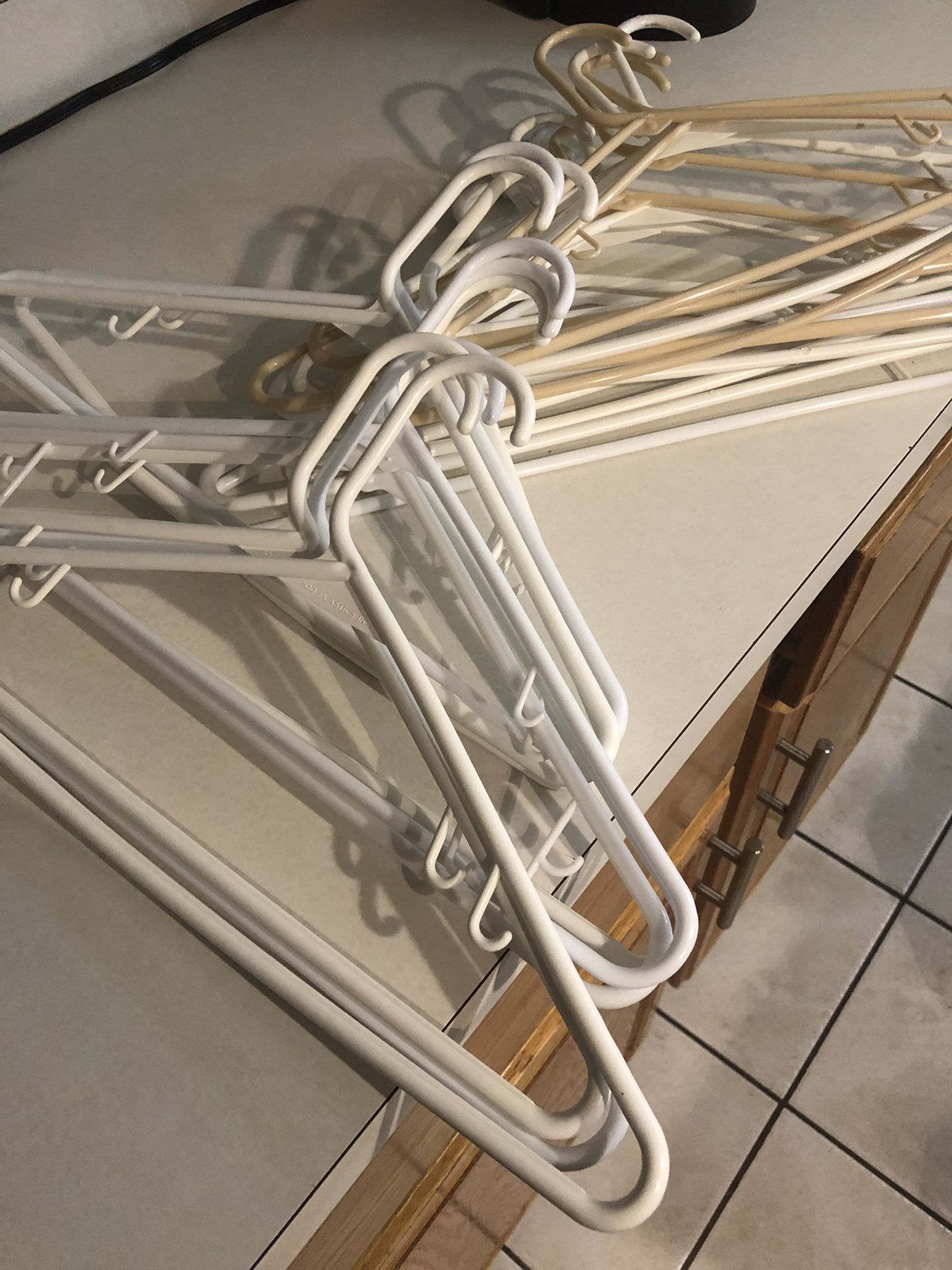 50 PLASTIC CLOSET HANGERS WHITE & OFF WHITE