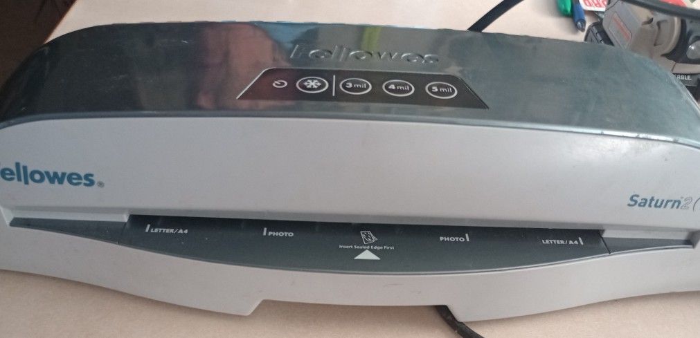 Fellowes Saturn 2 95 Laminator
