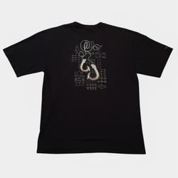 Hawaiin Makau Fish Hook black & brown crazy shirt vintage T shirt Size 2XL 26x33