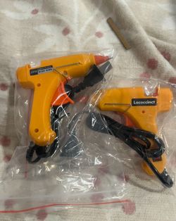 Glue guns