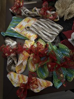 HAND MADE POTHOLDERS