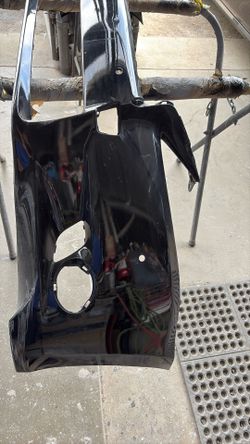 Front Bumper Black   Working Condition 2014 Gs 300