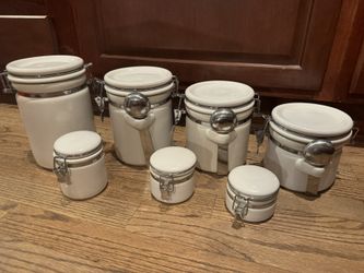 Flour/Sugar Storage Containers