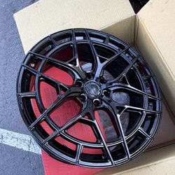 Niche Wheels Adria 24x10 Gloss Black Rims