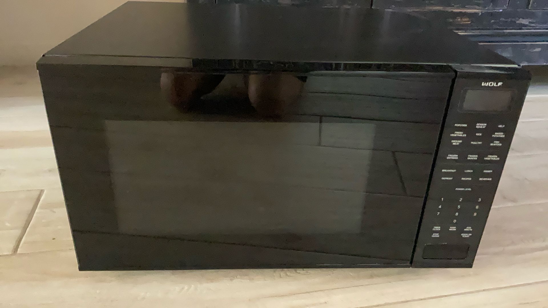 Wolf Microwave with 30” Cabinet Wall Mount Frame