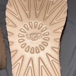 Uggs white 2025 plains ny