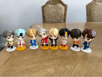 McD’s BTS Tiny Tan Toys or cake toppers