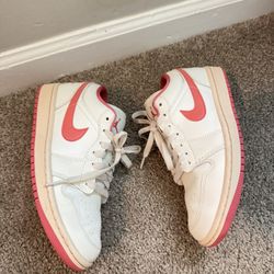 Jordan 1 Low "Sail/Guava Ice/Pink Salt" sneakers Size 7.5