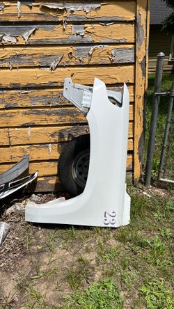 2015-2020 Chevy Tahoe Fender LH OEM