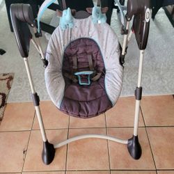 Graco Baby Swing 