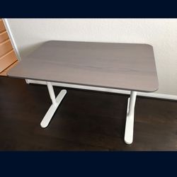Ikea Bekant Table/Desk