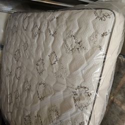 USED DOUBLE SIDED KING QUILTED MATTRESS SET