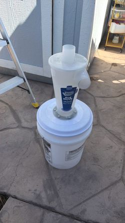 Drywall dust container
