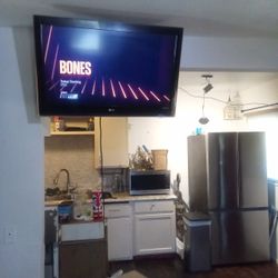 Assorortment Of Everything Must Whole Household And Major Tool For Me Hanucs Or Houme Repairs 277 N Palm Ave  Upland