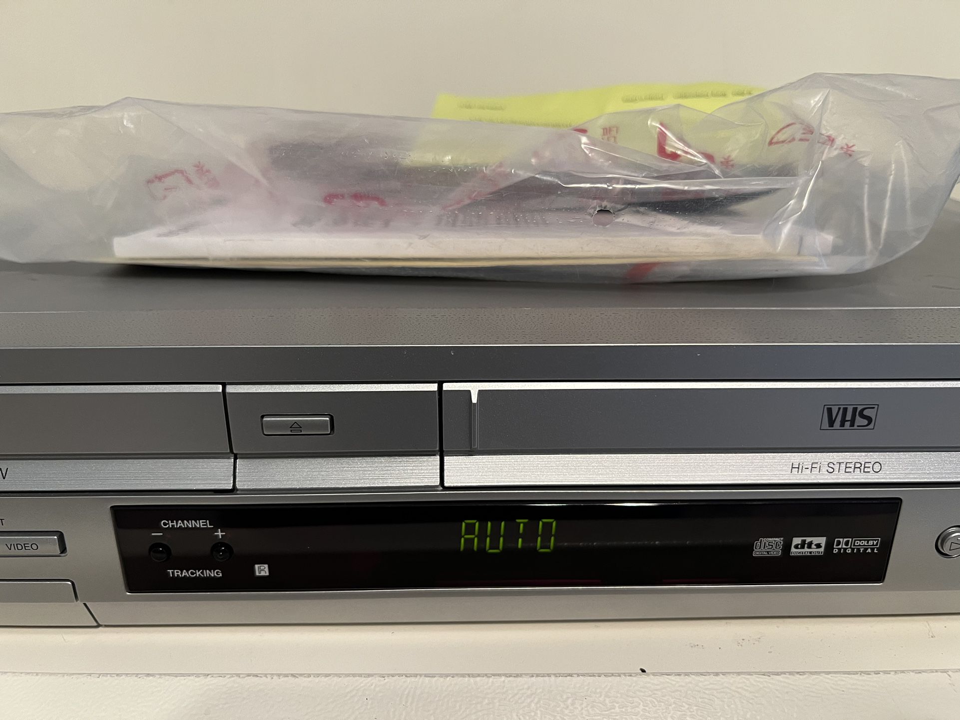 Sony SLV-D350P DVD/VCR Combo Player