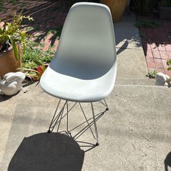 Eames Chair