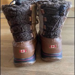 Pajar Women’s Leather Waterproof Snow Boots