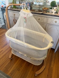 Portable baby bassinet