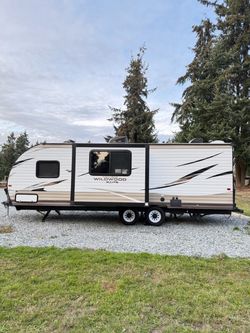 2019 FOREST RIVER WILDWOOD X-LITE