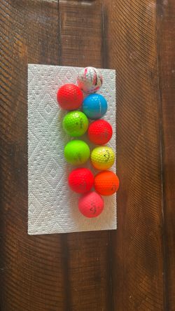 Talylor made Titleist Calloway Maxfli Colorful Balls $1