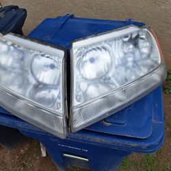 Jeep Grand Cherokee Headlights