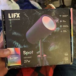 LiFX Spotlight Multicolored
