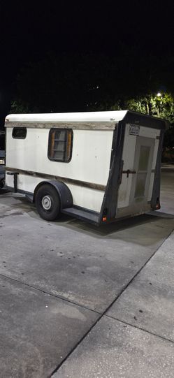 Enclosed trailer!!
