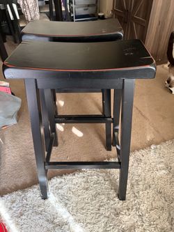 Set of 2 Black Saddle Seat Bar Stools