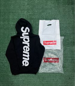 Supreme Black Hoodie Vertical Logo