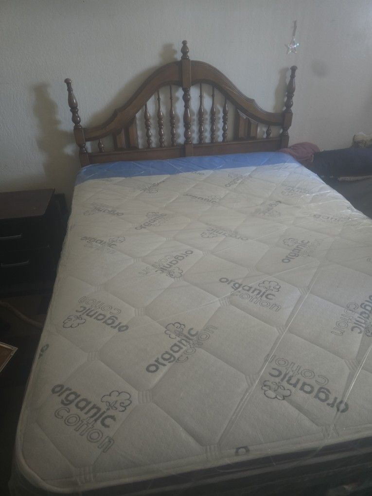 Twin Bed With Bed Frame