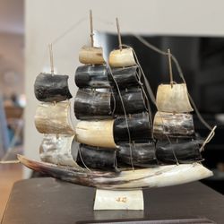 Handcrafted Vintage Sailing Ship – Made from Real Horn