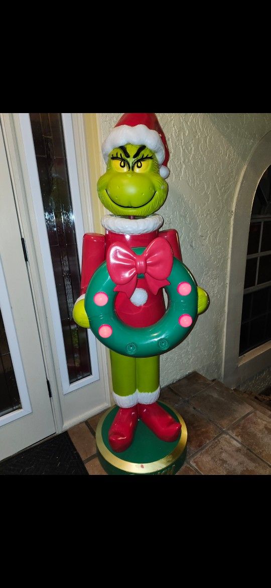 Dr. Suess Grinch Blow Mold Nutcracker Christmas Door Greeter Decoration