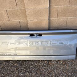 Chevy Silverado Tailgate 