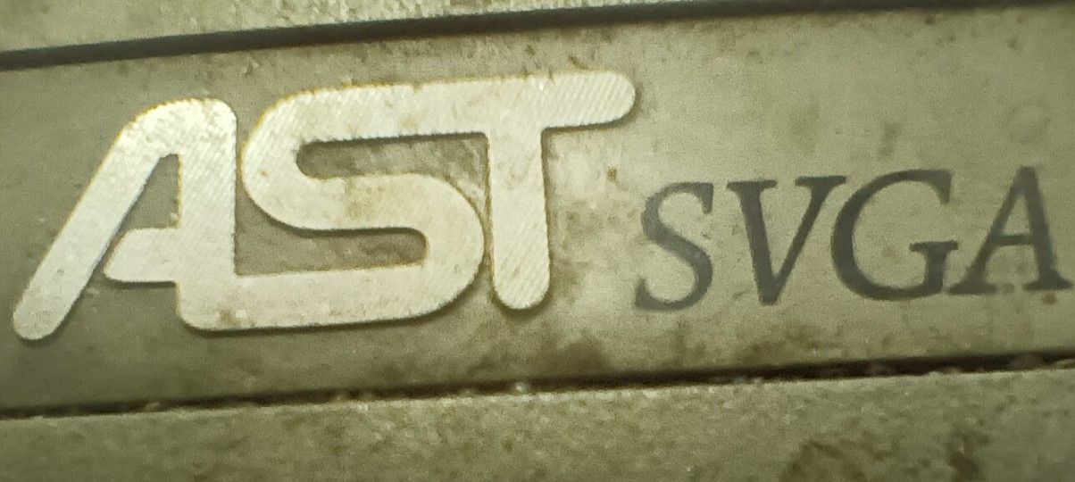 AST Super VGA Moniter