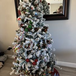 5.5 Ft Flocked Christmas Tree