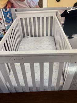 Baby crib
