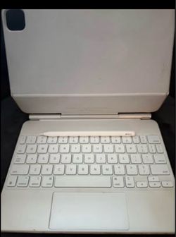 Apple Magic Keyboard for iPad Air 11” M2 White, & Apple Pencil 2nd generation white