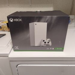 Mint Condition Xbox Series X 1TB 4K 120 Fps