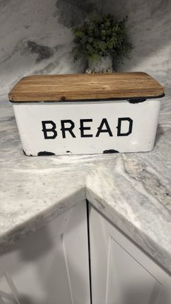 Farmhouse bread, box