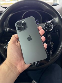 iPhone 16 Pro Max • 256GB (AT&T)