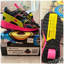 Heelys Force shoes