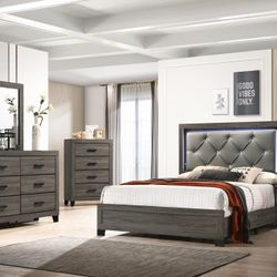 $1500 Queen Bed Dresser Mirror Chess Nightstand Twin/Full also Available 