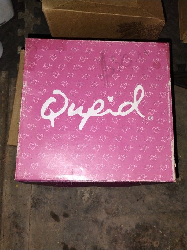 Qupid By Steve Madden Size 8