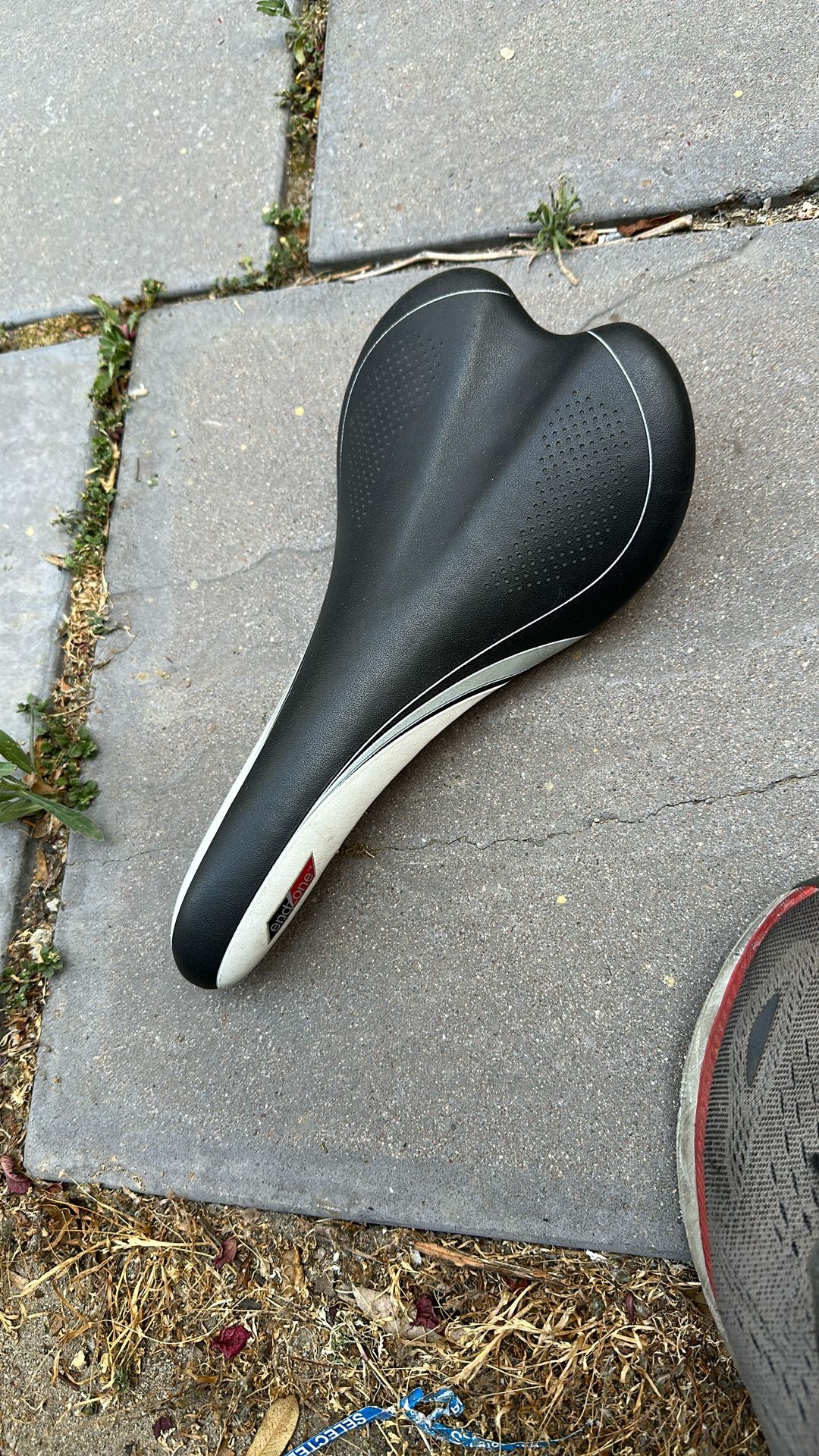 Velo Endzone Saddle